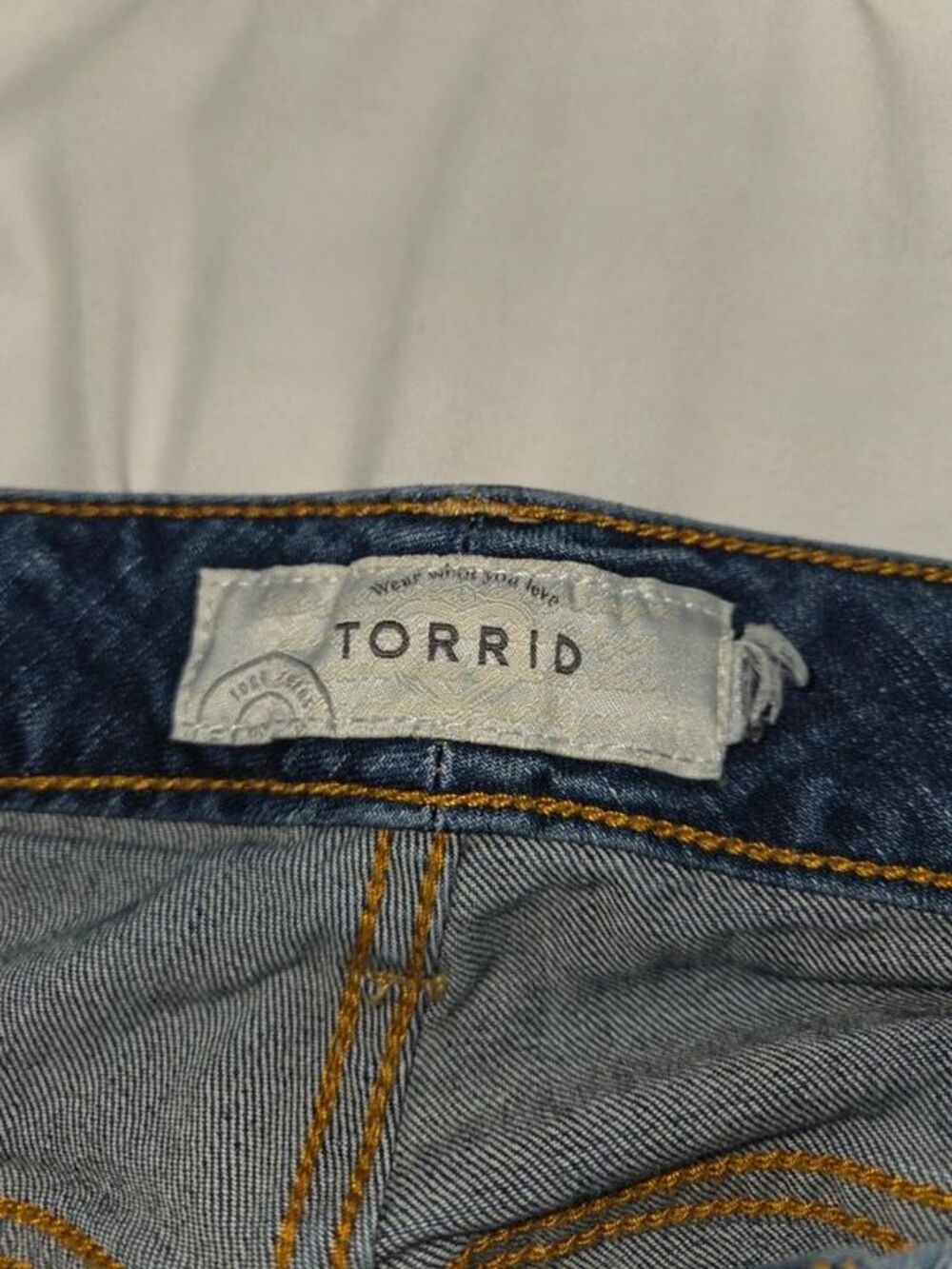 Torrid Skinny Ankle Jeans Distressed Medium Wash Stretch Size 3 / 3X 22 - Picture 4 of 8